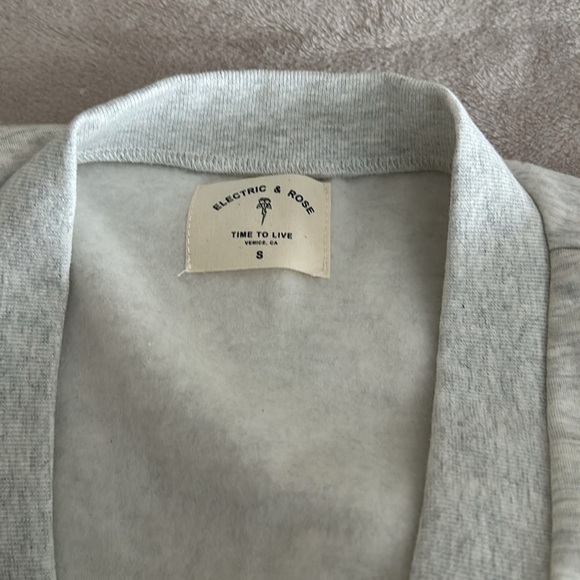 ELECTRIC & ROSE ULTRA SOFT Fleece Lined Button Down V Neck Jumpsuit (S) BNWT - Picture 8 of 10